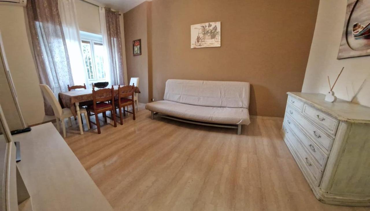 Holiday Home Telese Roma Buitenkant foto