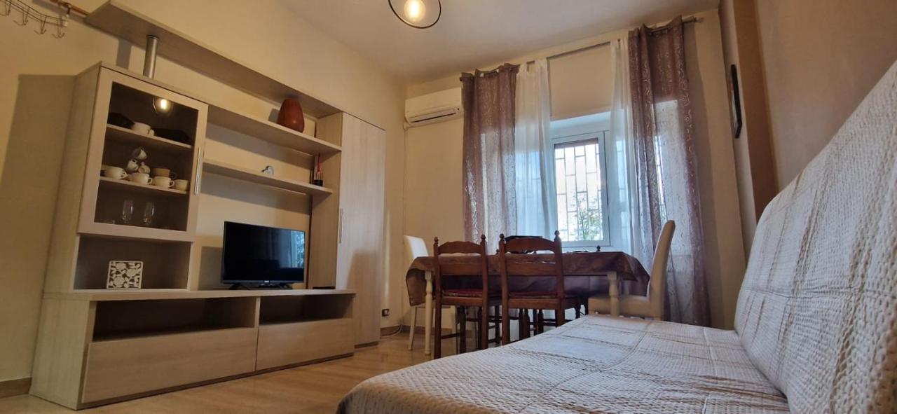 Holiday Home Telese Roma Buitenkant foto